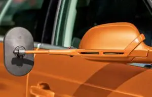 Houders in autokleur (spuitservice)
